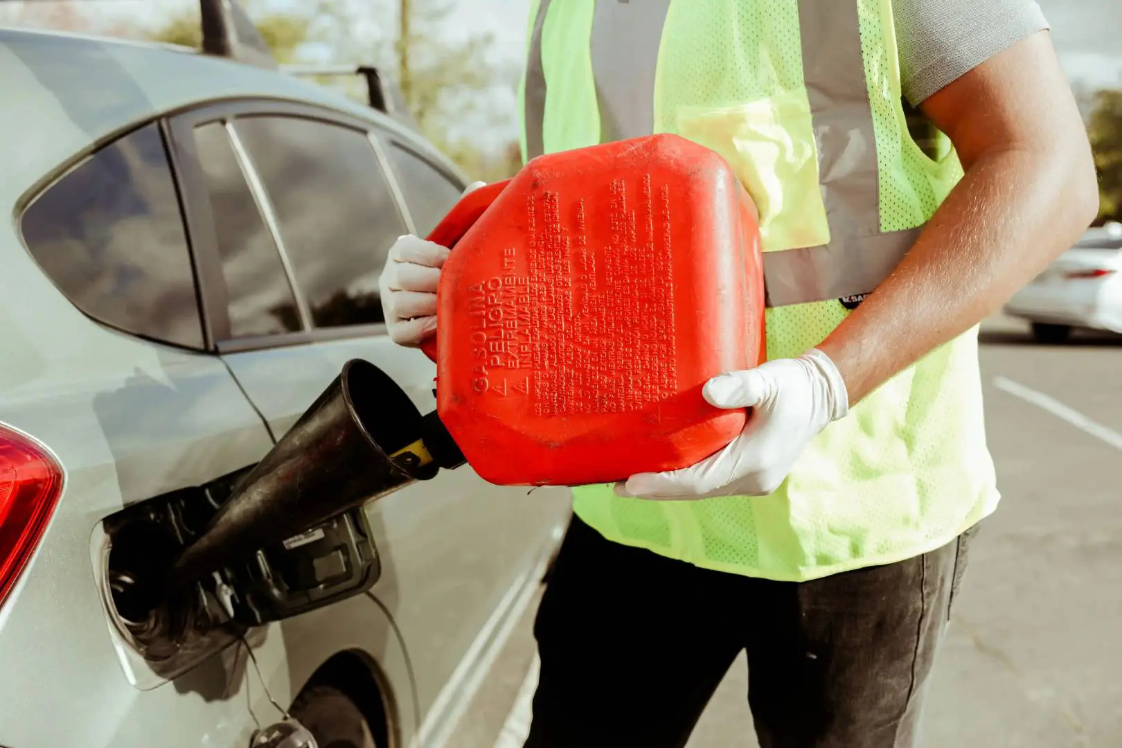 emergency car fuel delivery service