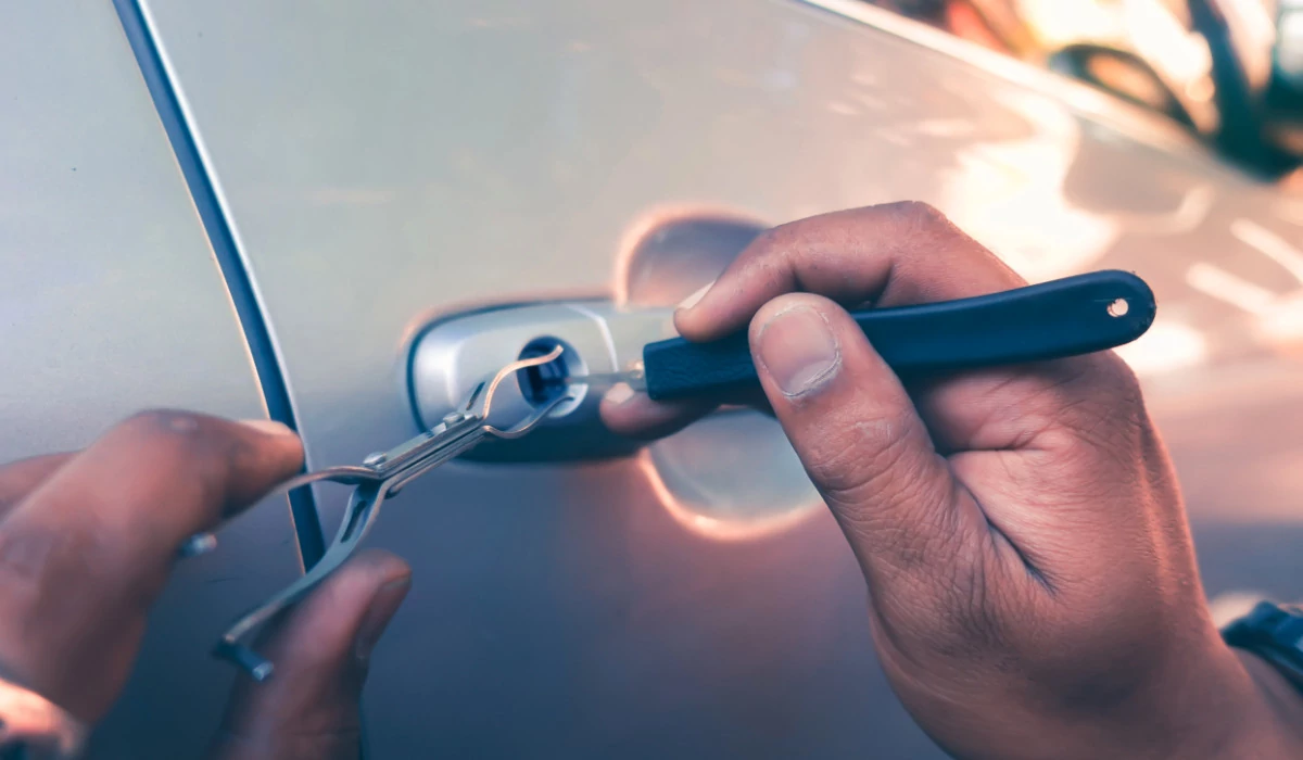 keys-4-u-automotivet-banner-phone